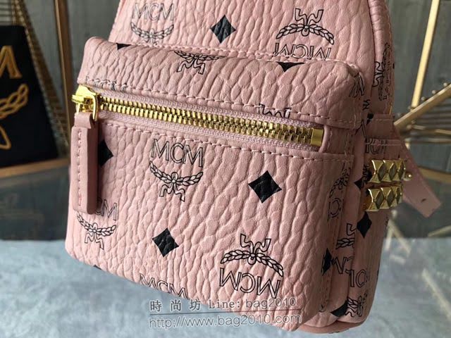 MCM雙肩背包 原單 超mini Stark經典女背包 側邊點綴鉚釘 MCM後背包 時尚迷人單品  mdmc1089